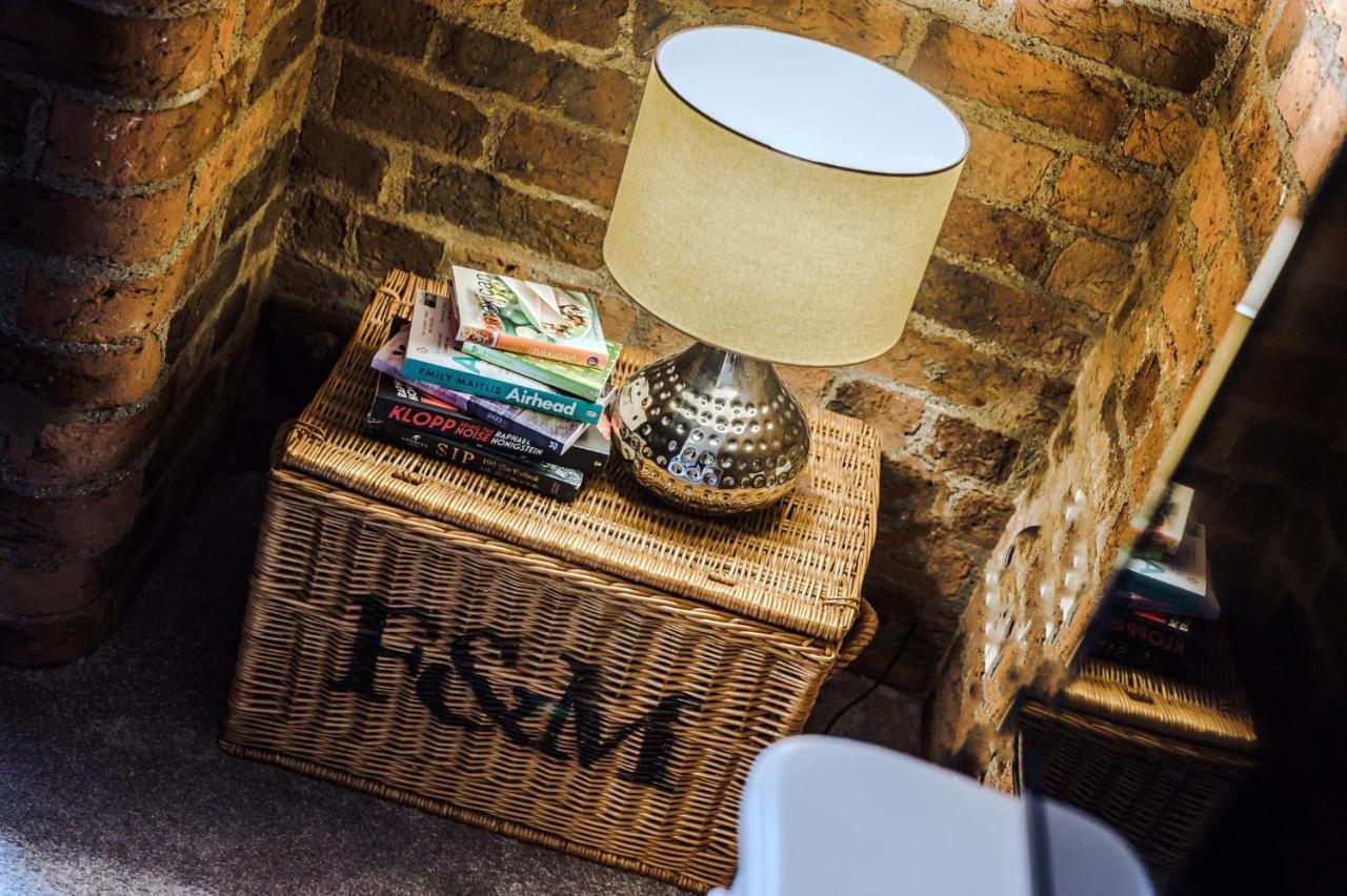 Host & Stay - Henry'S Hideaway Liverpool Buitenkant foto